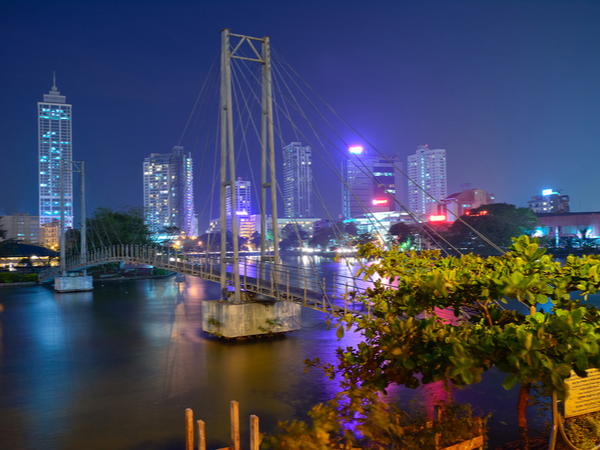 Colombo Beira Lake in Sri Lanka - Skyline And Modern Skyscrapers