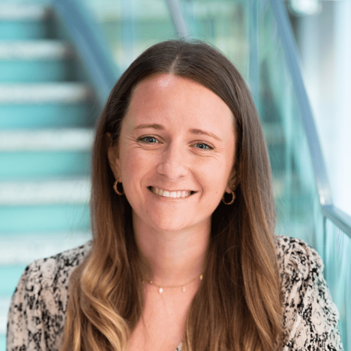 lucy-pringle-headshot