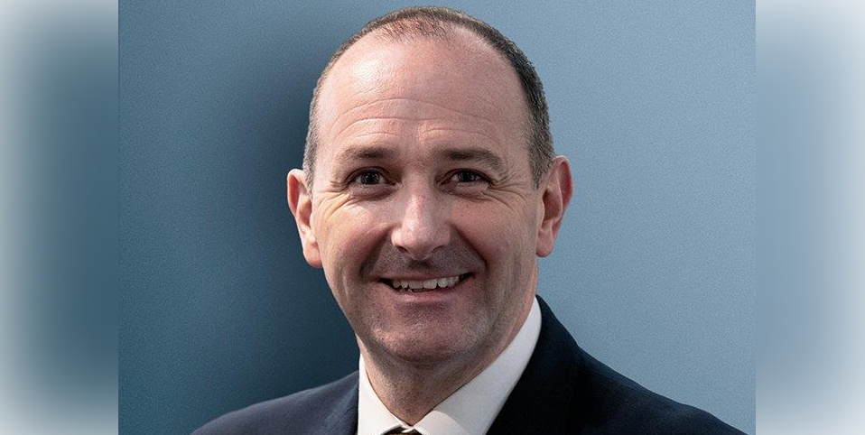 Derek Thomas CMgr MCMI